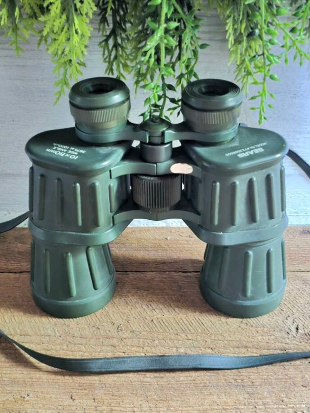 Vintage Sears Green 473.2586500 10x5mm Wide Angle 367ft at 1000yrds Binoculars